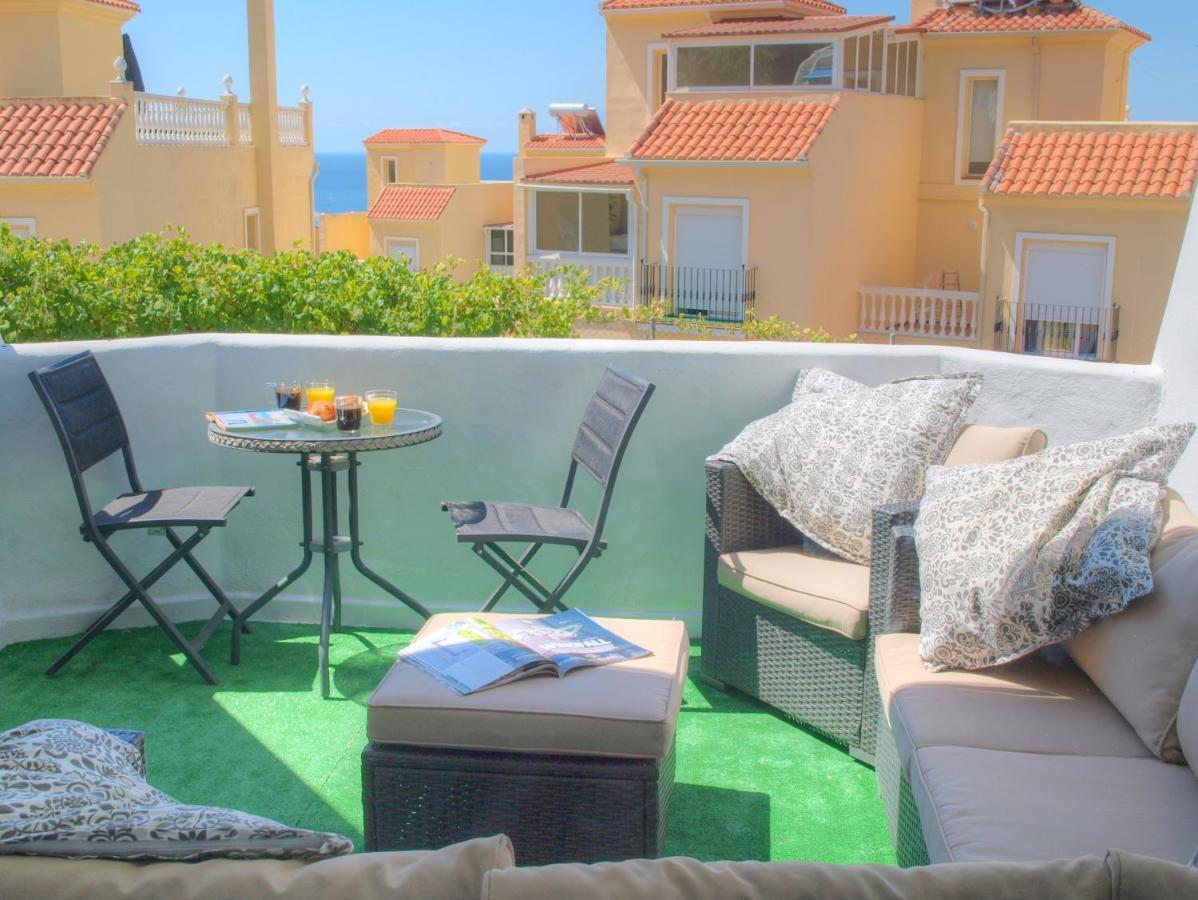 Cristos Beach Apartment Эстепона Экстерьер фото